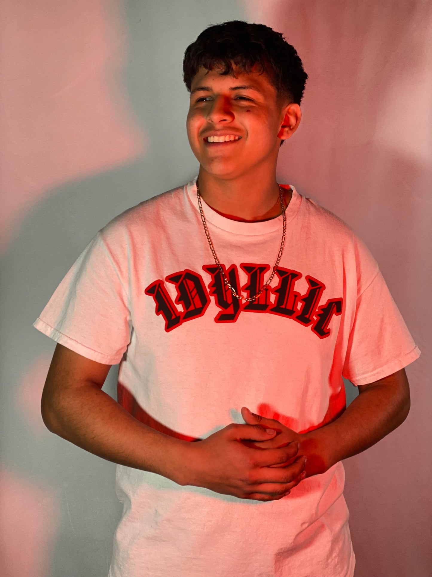 Graphic white crew neck t-shirt
